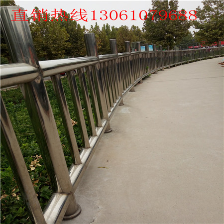 三明不锈钢复合管栏杆厂家地址