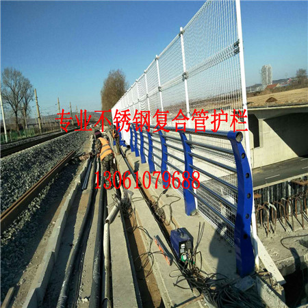 包头专业定制复合管桥梁护栏厂家