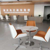 先行峰华驾校解放碑校区